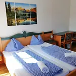 Luise Wehrenfennig & Haus Eva Penzion 3*