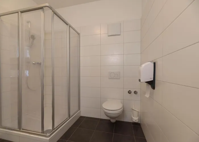 Luise Wehrenfennig & Haus Eva 招待所 巴德哥依斯恩