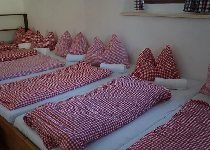 Luise Wehrenfennig & Haus Eva Bad Goisern