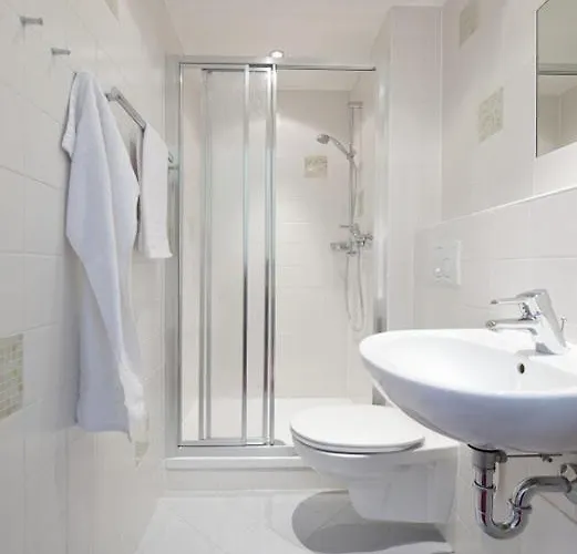 Luise Wehrenfennig & Haus Eva Guest house